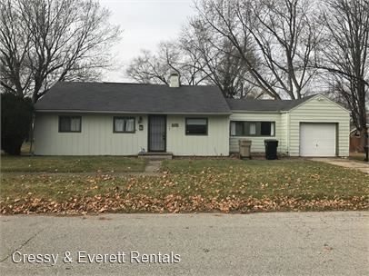 Foto principal - 3 br, 1 bath House - 1205 N Lawrence St