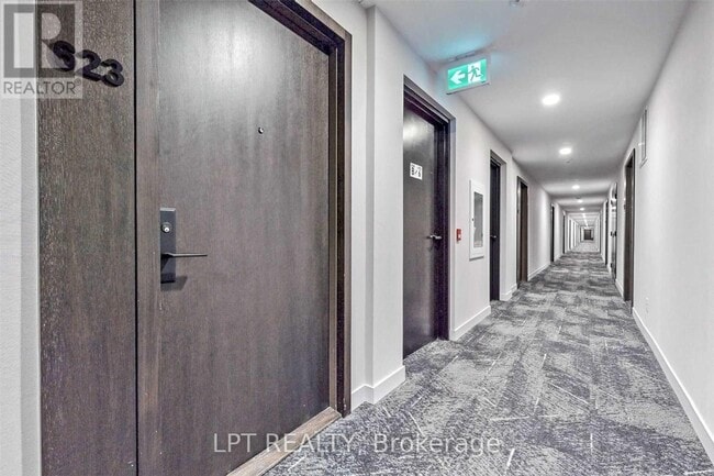 Building Photo - 2799 Kingston Rd