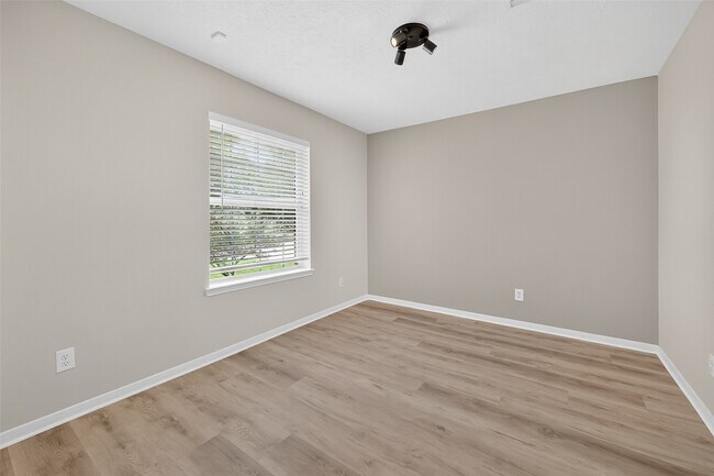 Foto del edificio - 13206 Barton Meadow Ln