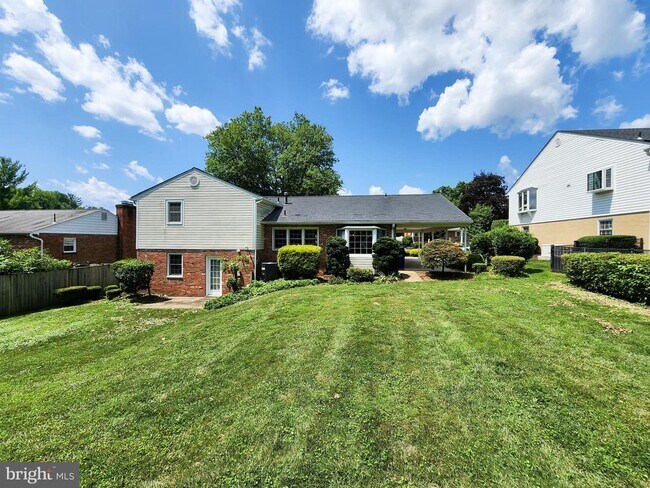 Building Photo - 1603 Mary Ellen Ct