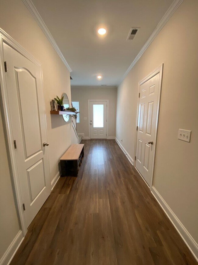 Building Photo - Exclusively Offered by Muse Realty, LLC