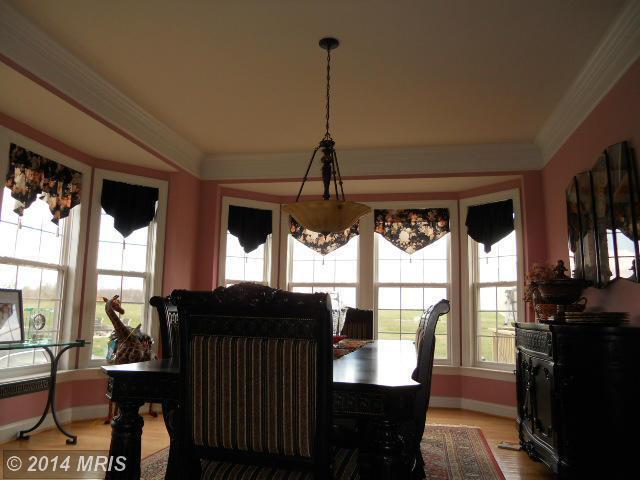 Foto del edificio - 1205 Summerswood Dr