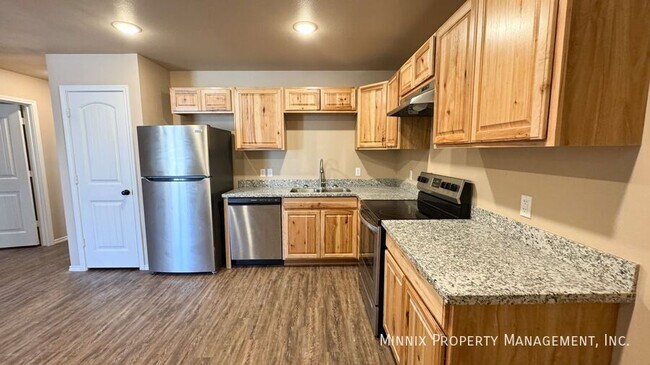 Foto del edificio - 2413 N. Ave. O-