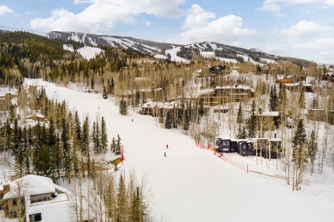 Building Photo - 126 Edgewood Ln