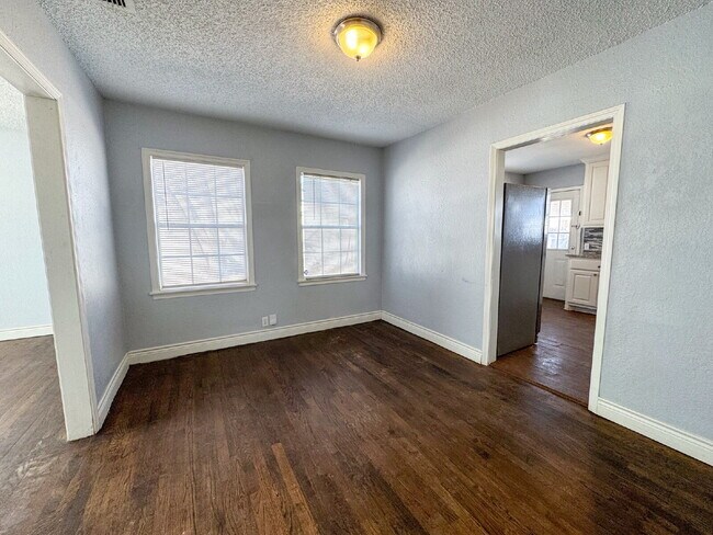 Foto del edificio - Updated 2-Bedroom Home!