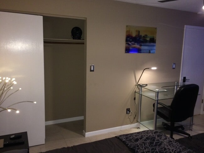 Foto del edificio - 201 Desoto St