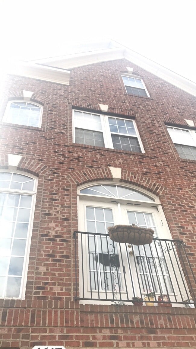 Building Photo - 1513 Artillery Terrace NE