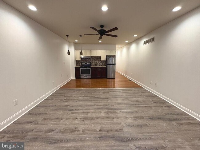 Foto del edificio - 20 S Highland Ave