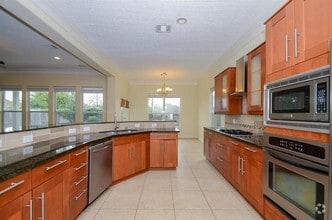 Building Photo - 1493 Silverado Dr