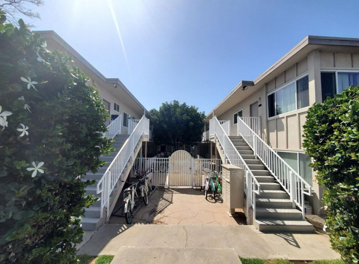 Building Photo - 1729 Diamond St