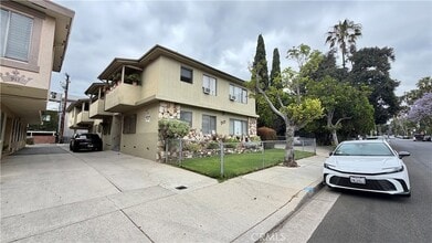 Building Photo - 919 N Orange Grove Ave