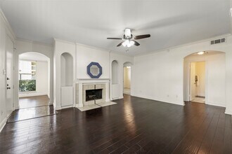 Building Photo - 1881 Bering Dr
