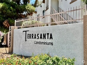 Building Photo - 5655 E Sahara Ave