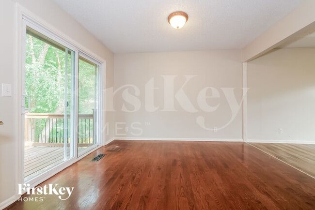 Building Photo - 7801 W 112th St