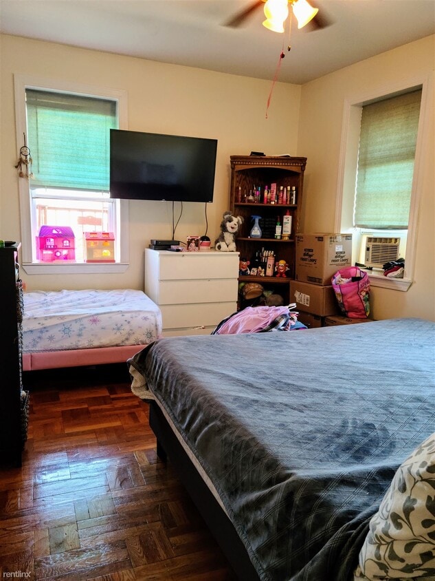 Building Photo - 1 br, 1 bath Apartment - 60 Blvd East