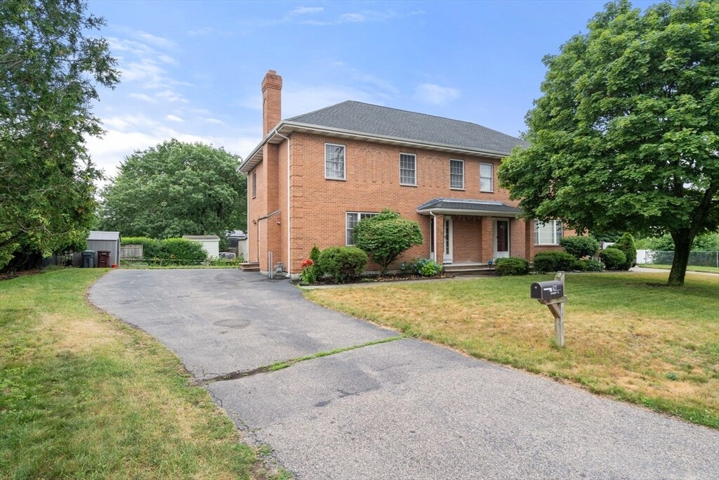 Foto principal - 477 Sprague St
