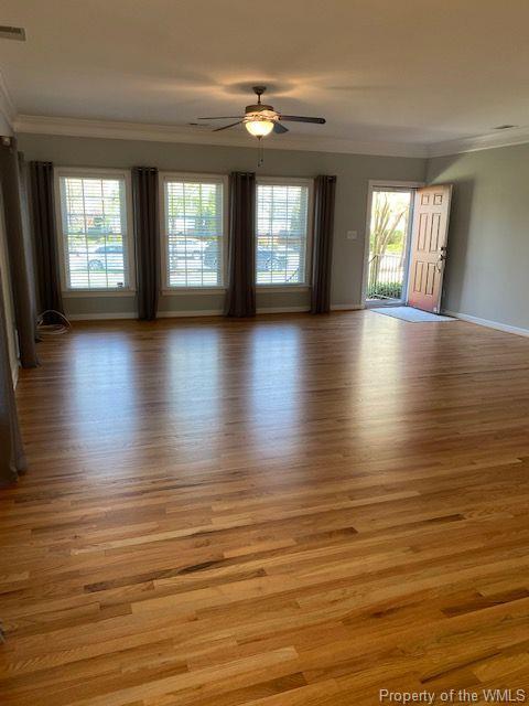 Foto del edificio - 5329 Center St