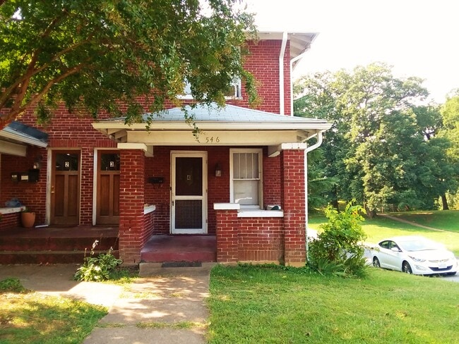 Building Photo - 544 Highland Ave SW