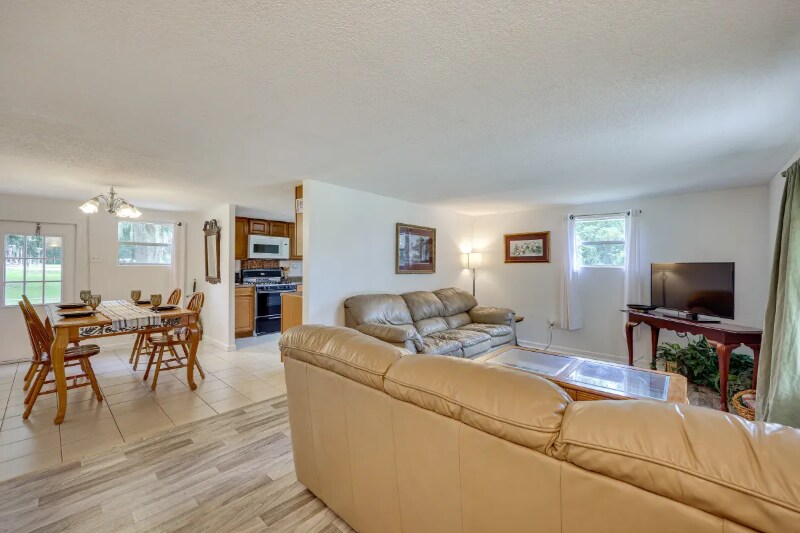 Foto principal - 391 Huntington Shortcut Rd