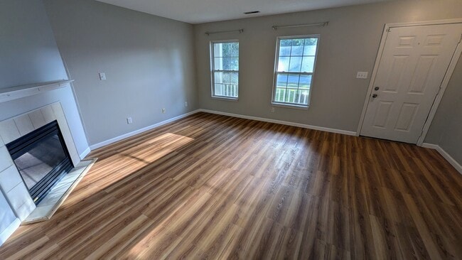 Foto del edificio - 1065 Williamsburg Way