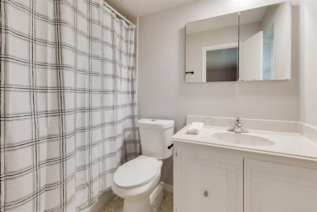 Foto del edificio - 7615 Lacy Hill Dr