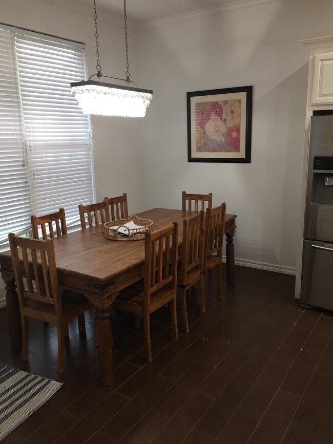 Foto del edificio - 3425 W Lapoint Ct