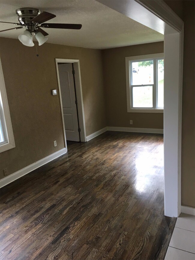 Building Photo - 1429 Grand Ave