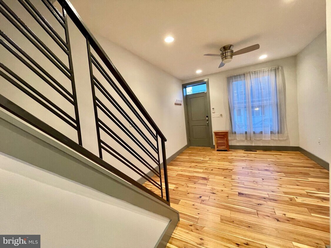 Foto principal - 2634 Jasper St