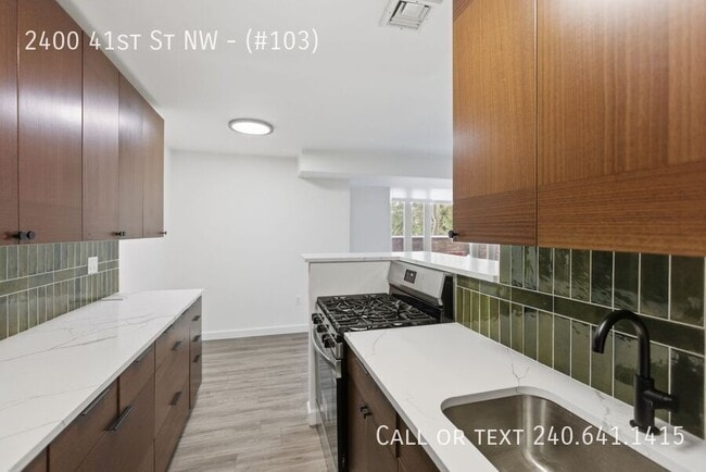 Foto del edificio - 2400 41st St NW