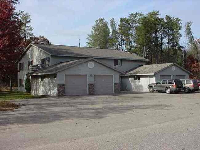 Foto principal - 2950 Plover Springs Dr