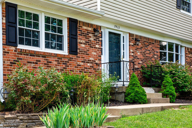 Foto del edificio - 7433 E Orchard Grass Blvd