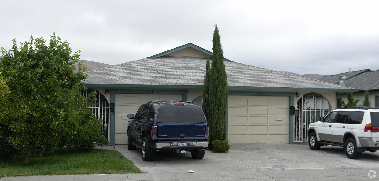 Foto principal - 33348-33350 5th St