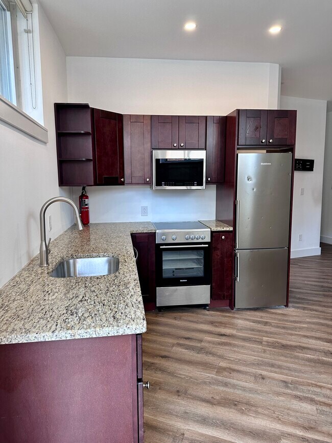 Foto del edificio - 853 N American St