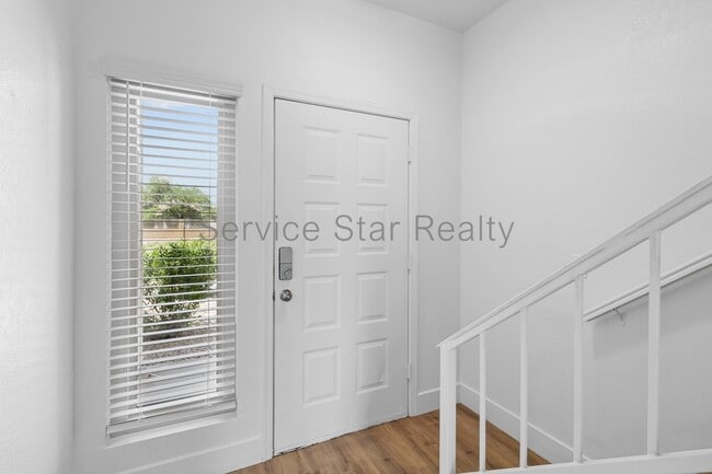 Building Photo - 4114 E Union Hills Dr