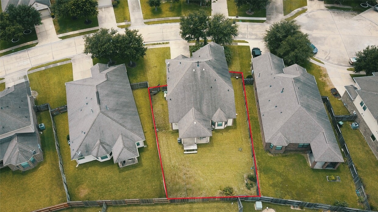 Foto principal - 3009 Trail Creek Ct