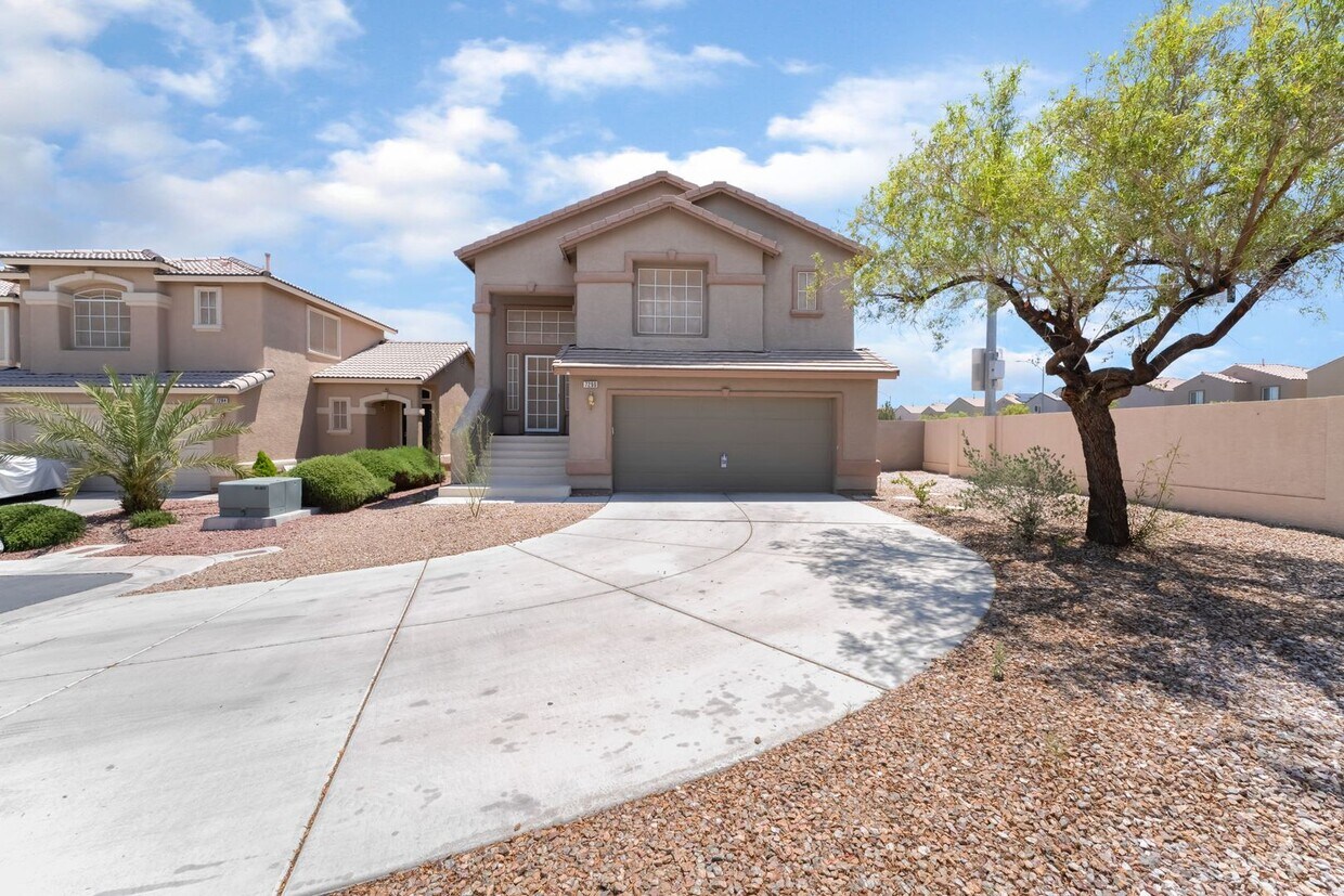 Primary Photo - Spacious Two-Story Home with Pool!