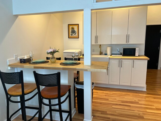 Foto del edificio - 313 2nd St SE