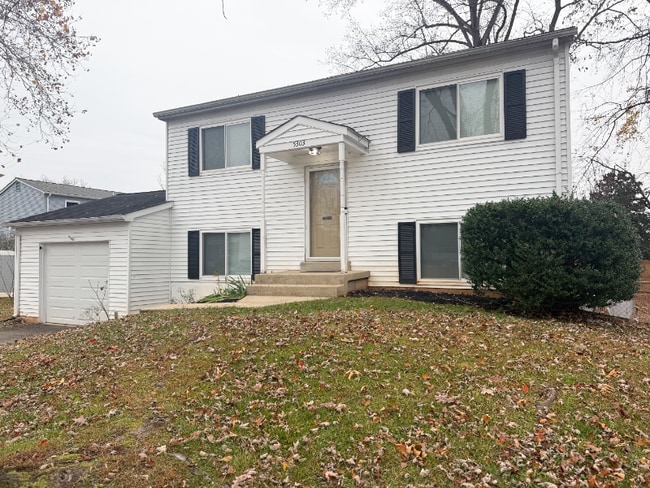 Photo - 5303 Stockton Ct House