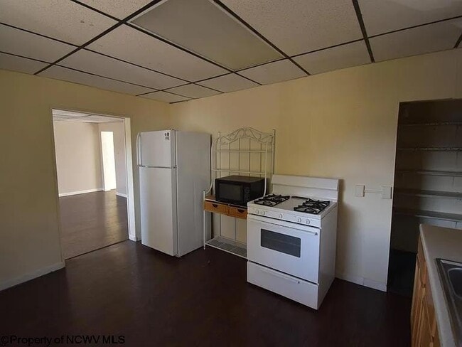 Foto del edificio - 665 Price St