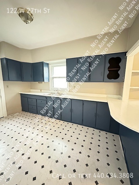 Building Photo - 122 W 27th St