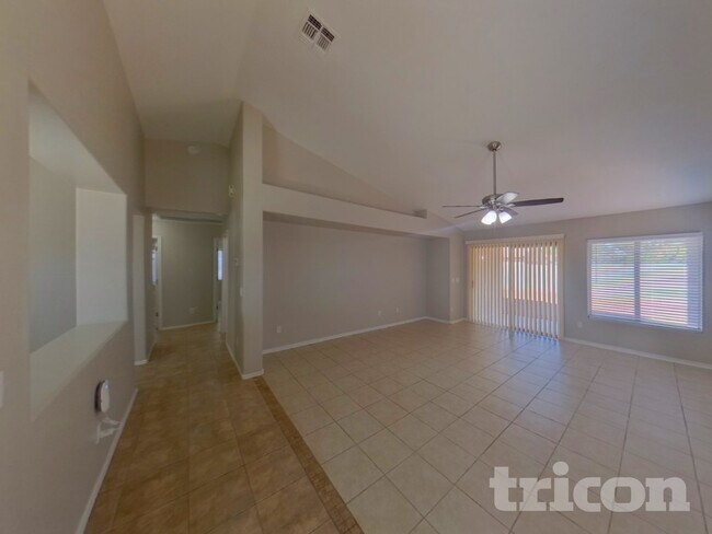 Foto del edificio - 1514 W Lynne Ln