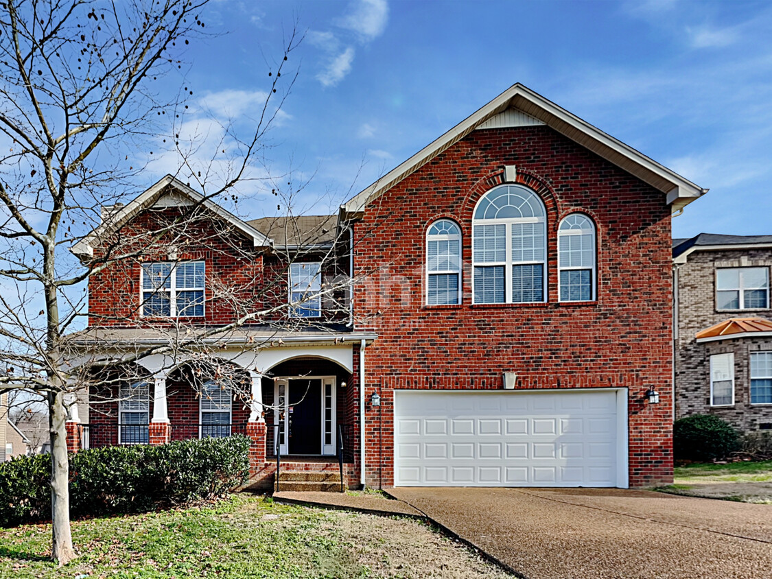 Foto principal - 7972 Oakfield Grv