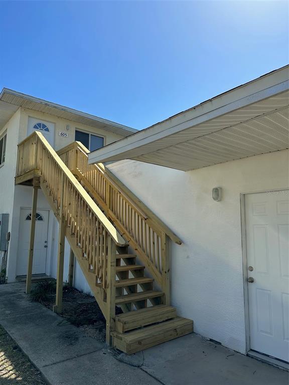 Building Photo - 605 2nd Ave E