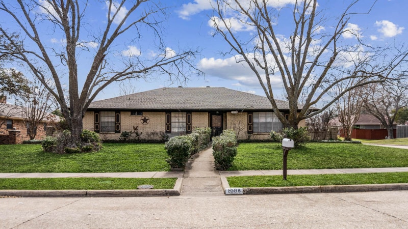 Photo - 1808 Papeete Dr