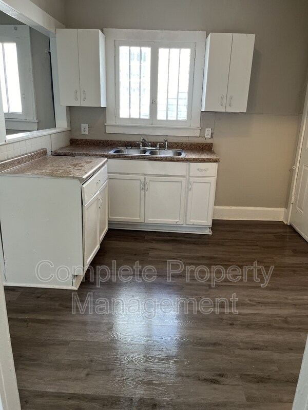 Foto del edificio - 1621 Woodland Ave SW