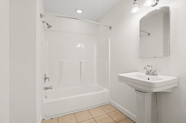 Foto del edificio - 3036 Peeler Rd