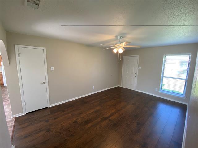 Foto del edificio - 13236 Valley Forge Cir