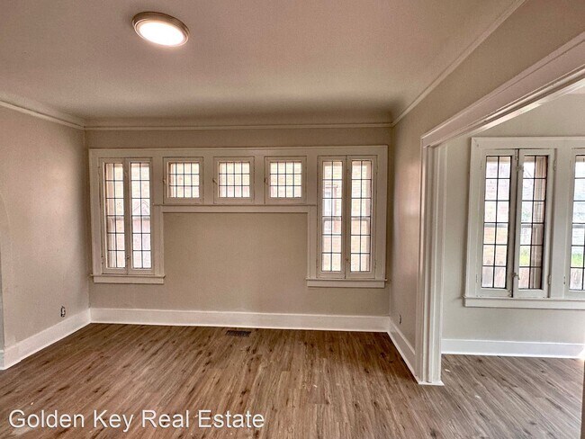 Foto del edificio - 3 br, 1.5 bath House - 5032 Haverhill