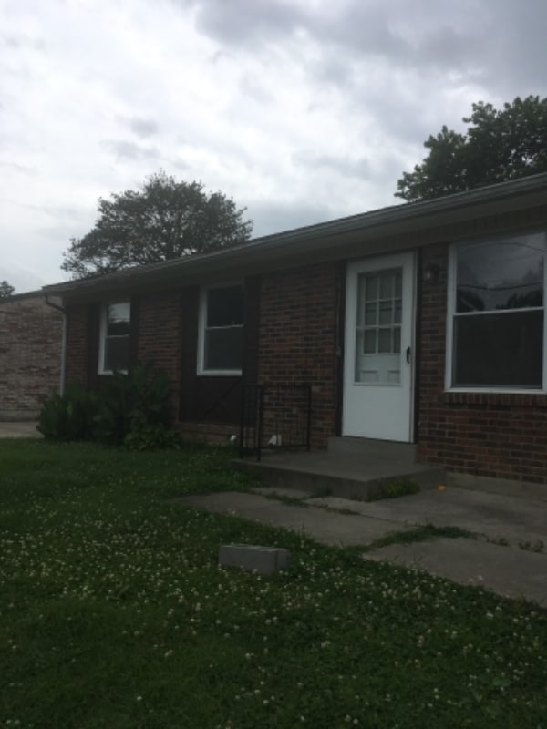 Building Photo - 221 Beechland Rd