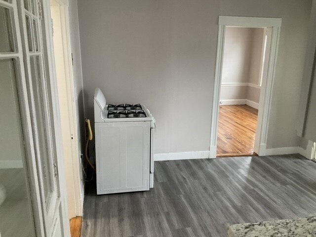 Building Photo - 3 Sutton St